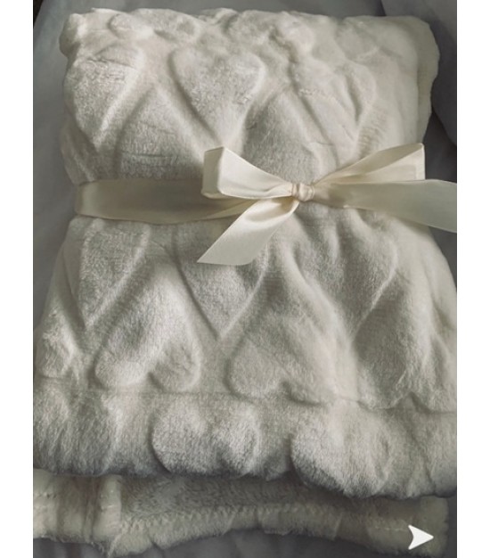 Bertte 33" x 43" & 40" x 50" Plush Baby Blanket. 8816 Units. EXW Los Angeles 